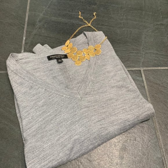 Banana Republic Washable Merino Sweater, Medium - Picture 3 of 4